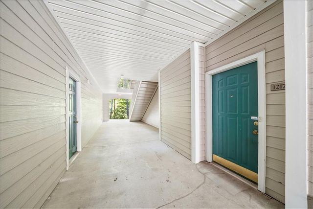 1217 Whitshire Way, Alpharetta, GA 30004