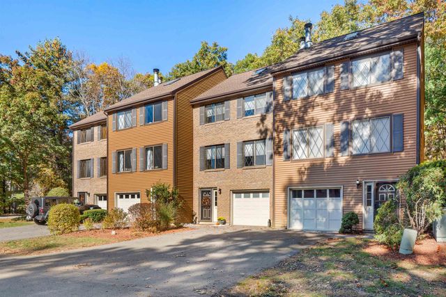 6 Winrow Drive, Merrimack, NH 03054