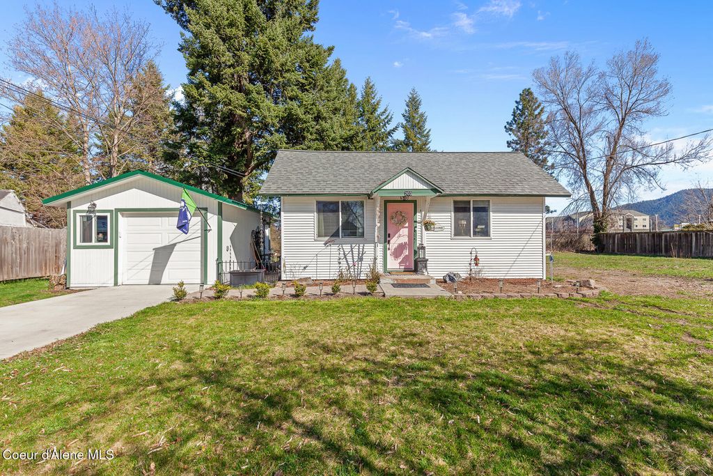 203 E Homestead Ave, Coeur D'alene, ID 83814