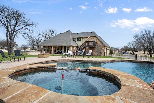 6501 Gehrig Circle, Burleson, TX 76028