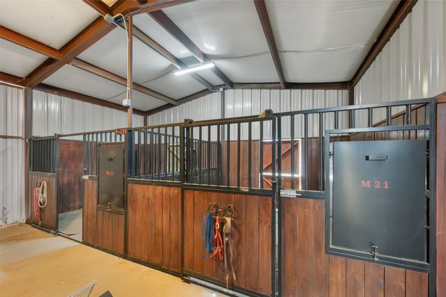 6501 Gehrig Circle, Burleson, TX 76028