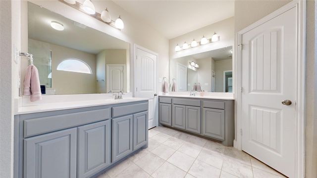 5205 Shelter Point Court, Mansfield, TX 76063