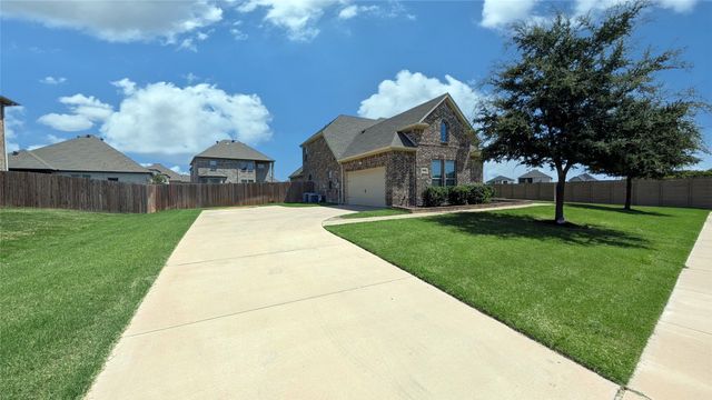 5205 Shelter Point Court, Mansfield, TX 76063