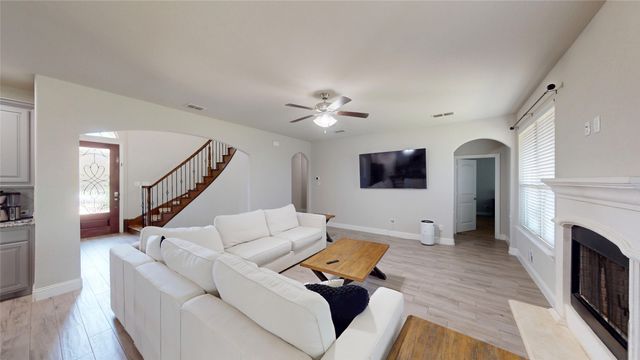 5205 Shelter Point Court, Mansfield, TX 76063
