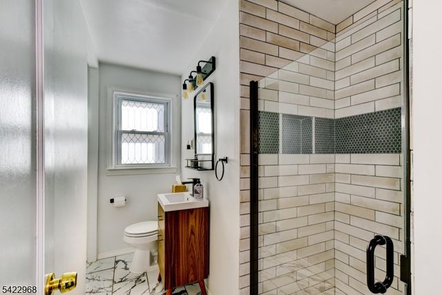 425 Bartine St, Somerville Boro, NJ 08876