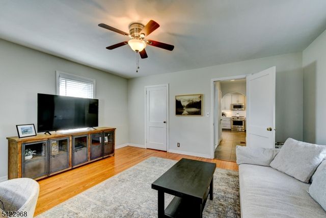 425 Bartine St, Somerville Boro, NJ 08876