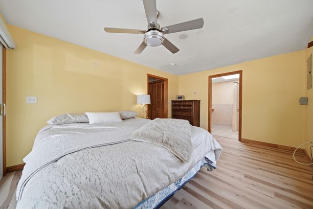 20 Wildes Rd, Chelmsford, MA 01824