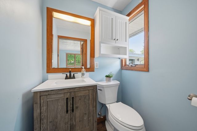 20 Wildes Rd, Chelmsford, MA 01824