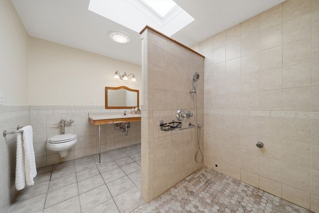 20 Wildes Rd, Chelmsford, MA 01824