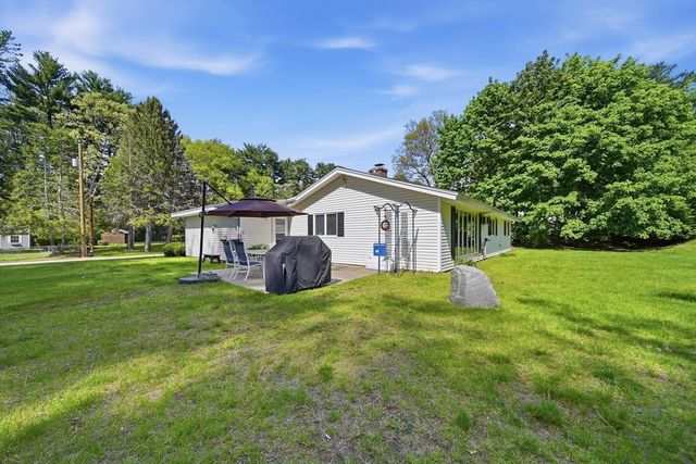 20 Wildes Rd, Chelmsford, MA 01824