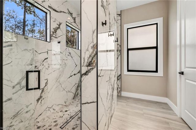 12 35th AVE NW, Naples, FL 34120