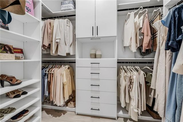 12 35th AVE NW, Naples, FL 34120