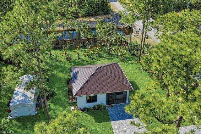 12 35th AVE NW, Naples, FL 34120