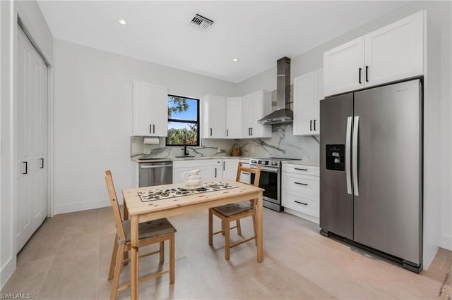 12 35th AVE NW, Naples, FL 34120