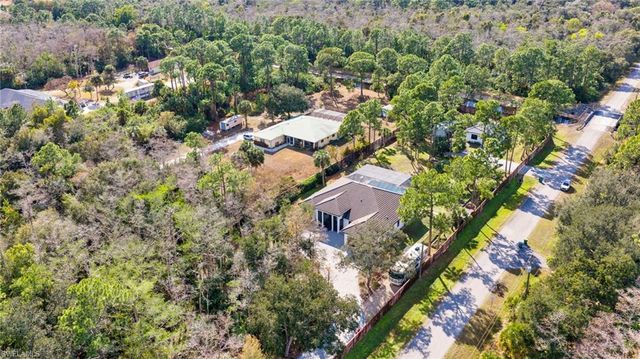 12 35th AVE NW, Naples, FL 34120