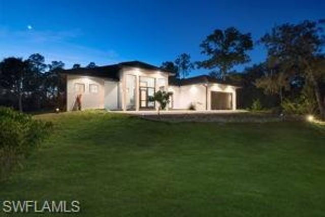 12 35th AVE NW, Naples, FL 34120