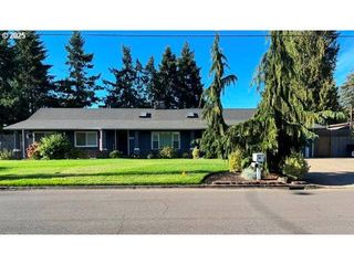 888 WILSON St, Woodburn, OR 97071