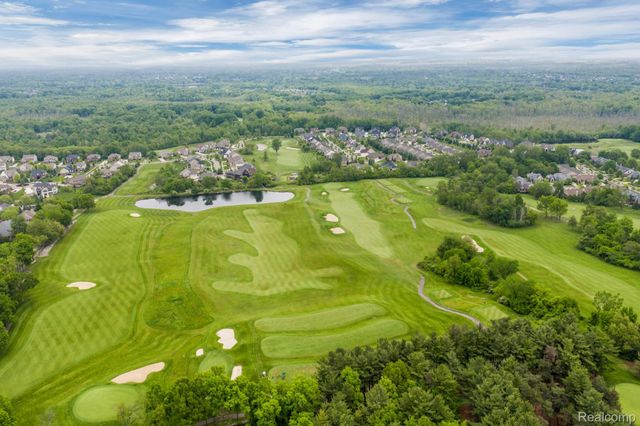 4618 Waterbury Drive, Independence Charter Township, MI 48348