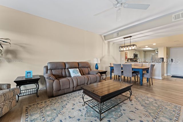 13 Harbourside Ln Apt 7154, Hilton Head Island, SC 29928