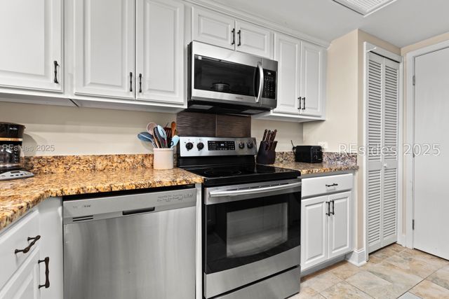 13 Harbourside Ln Apt 7154, Hilton Head Island, SC 29928