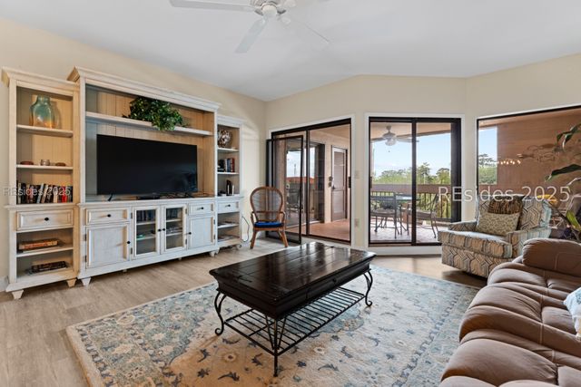 13 Harbourside Ln Apt 7154, Hilton Head Island, SC 29928