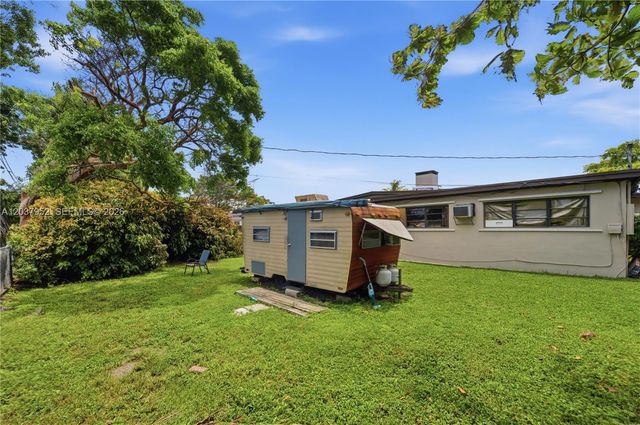 20525 Jacaranda Rd, Cutler Bay, FL 33189