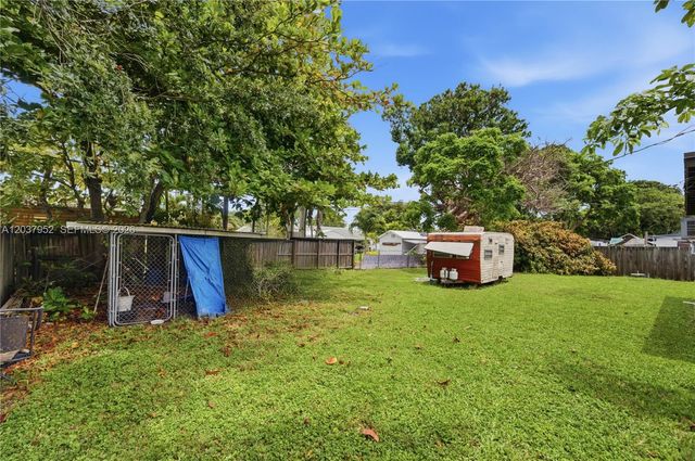 20525 Jacaranda Rd, Cutler Bay, FL 33189