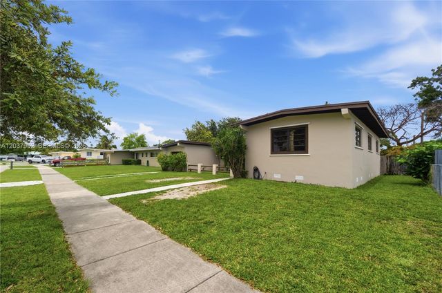 20525 Jacaranda Rd, Cutler Bay, FL 33189