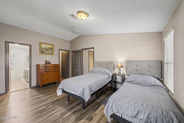 7300 N 51ST Avenue C49, Glendale, AZ 85301