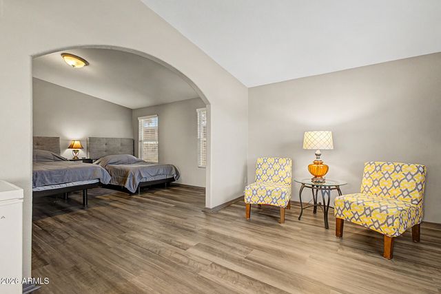7300 N 51ST Avenue C49, Glendale, AZ 85301