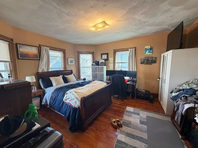 14 Madison St. 1, Somerville, MA 02143