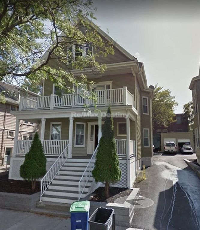 14 Madison St. 1, Somerville, MA 02143