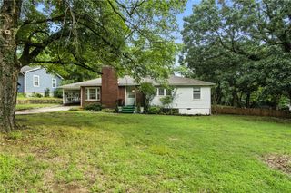 305 E North Street, Fayetteville, AR 72701