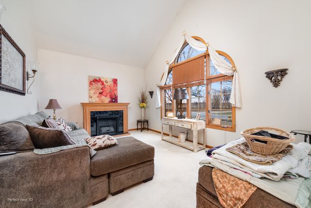 10400 Emerald Avenue, Orland Park, IL 60467