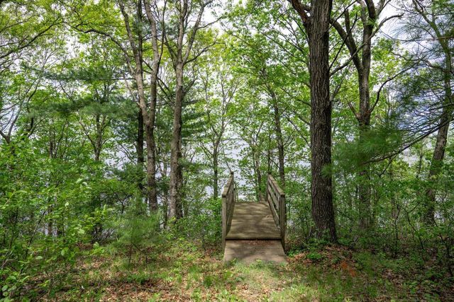 713 W 17th Lane, Arkdale, WI 54613