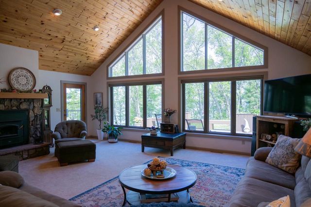 713 W 17th Lane, Arkdale, WI 54613