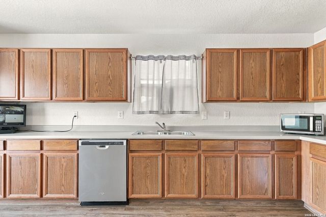 1334 Sunbend Fls, San Antonio, TX 78224
