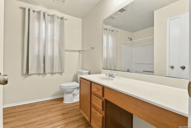 1334 Sunbend Fls, San Antonio, TX 78224