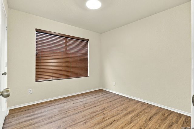 1334 Sunbend Fls, San Antonio, TX 78224