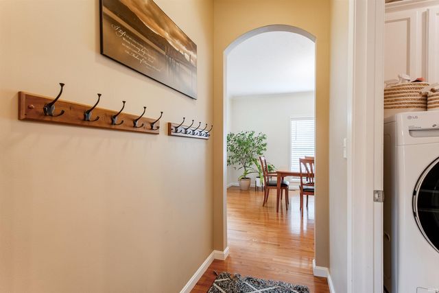 2855 Briarcliff Drive, Newburgh, IN 47630