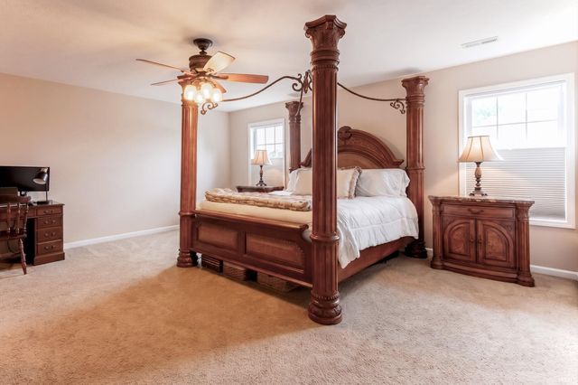 2855 Briarcliff Drive, Newburgh, IN 47630