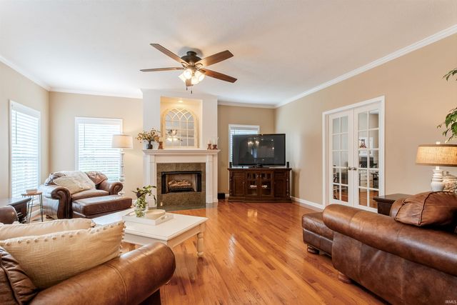 2855 Briarcliff Drive, Newburgh, IN 47630