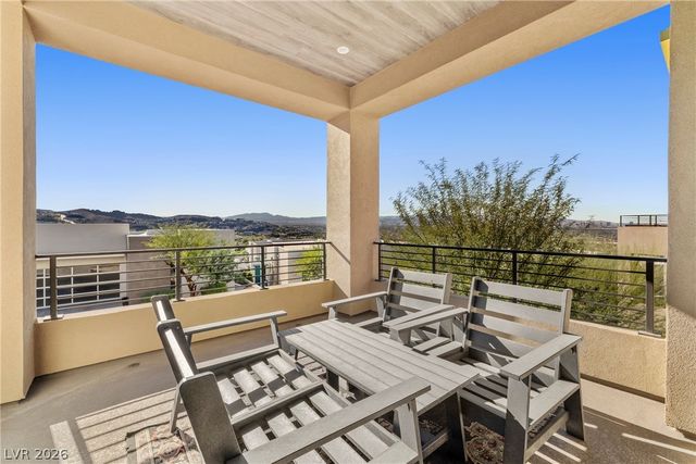 442 Serenity Point Drive, Henderson, NV 89012