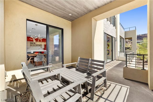 442 Serenity Point Drive, Henderson, NV 89012