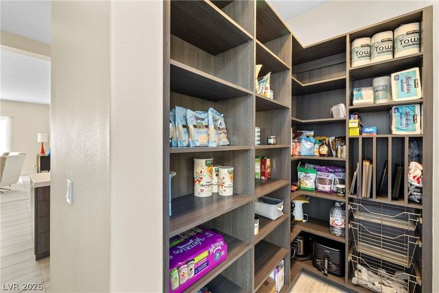 442 Serenity Point Drive, Henderson, NV 89012