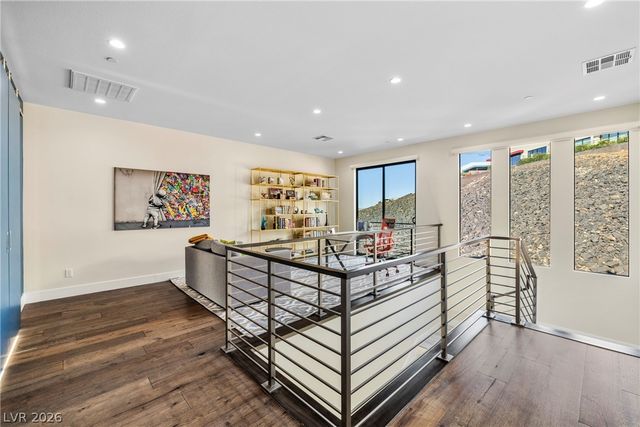 442 Serenity Point Drive, Henderson, NV 89012