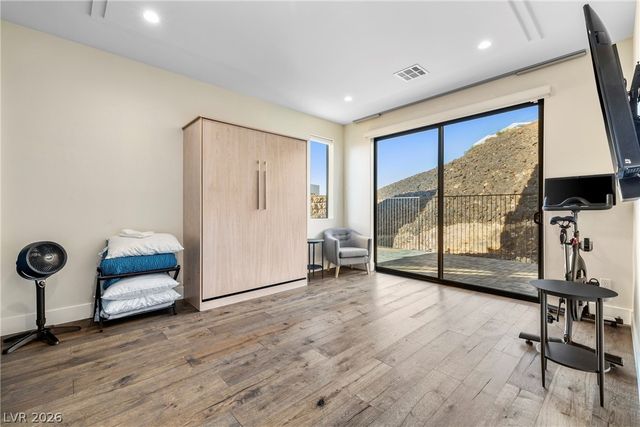 442 Serenity Point Drive, Henderson, NV 89012