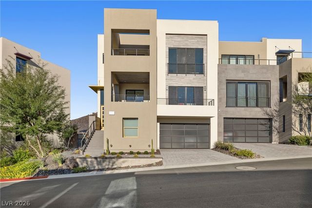 442 Serenity Point Drive, Henderson, NV 89012