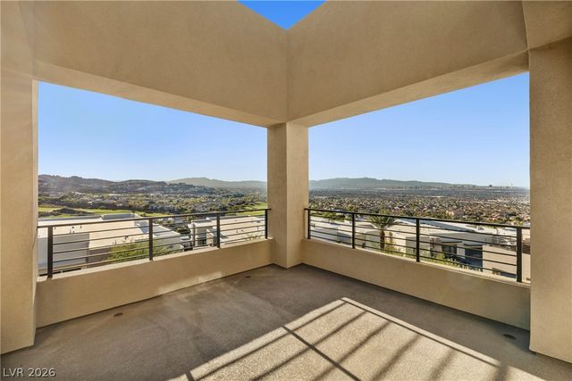 442 Serenity Point Drive, Henderson, NV 89012