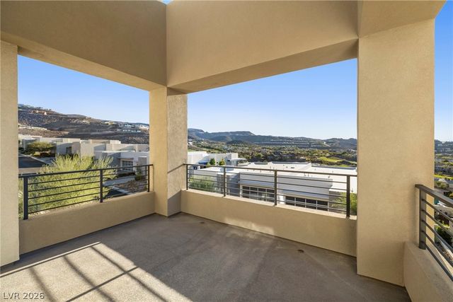 442 Serenity Point Drive, Henderson, NV 89012